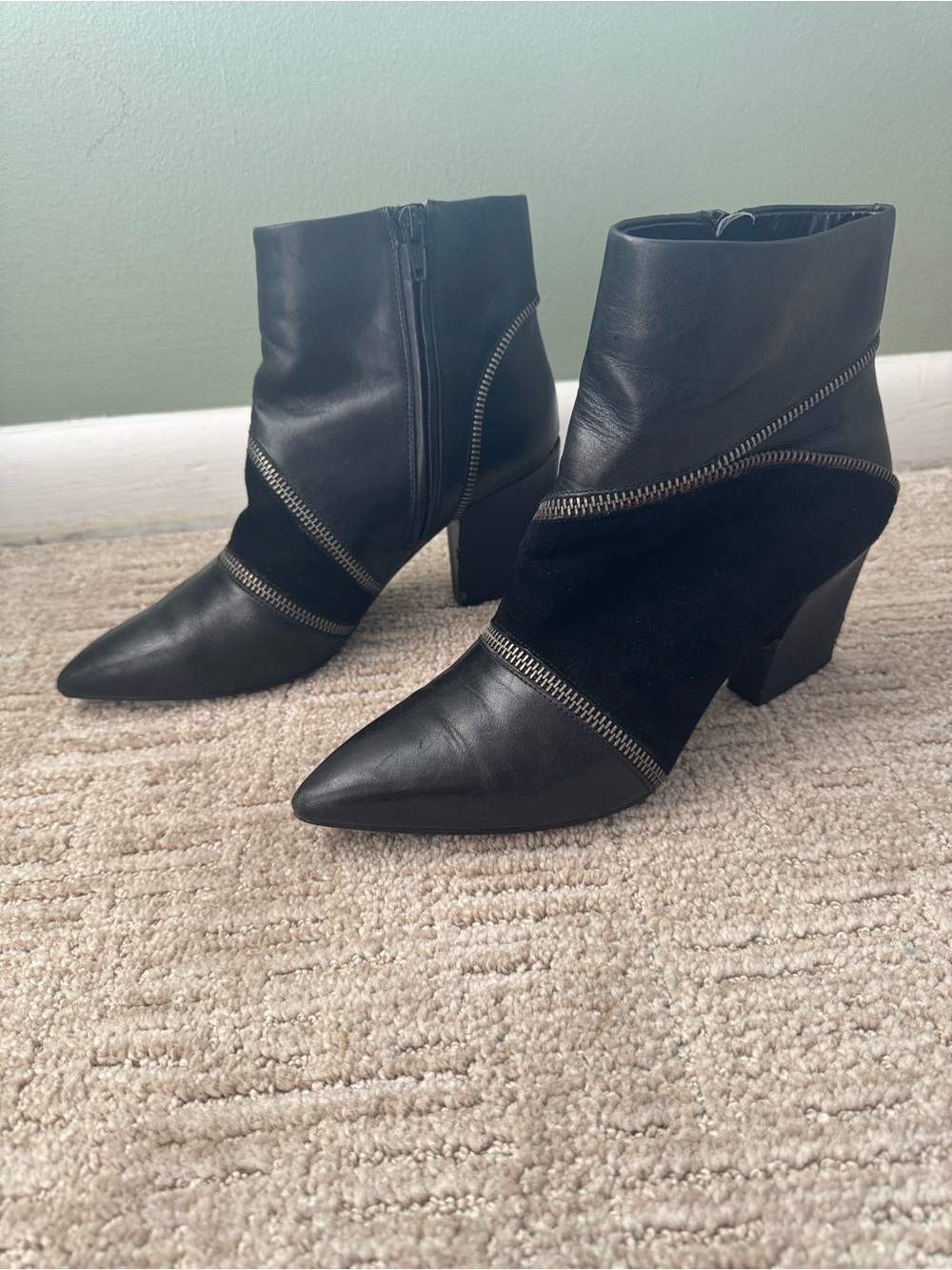 Black Pointed-Toe Charles Davis Ankle Boots with Zipper Detail 7.5